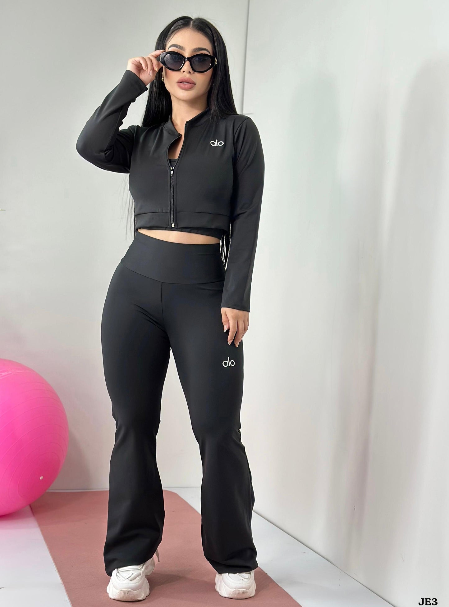 JE3 - 3 pieces
