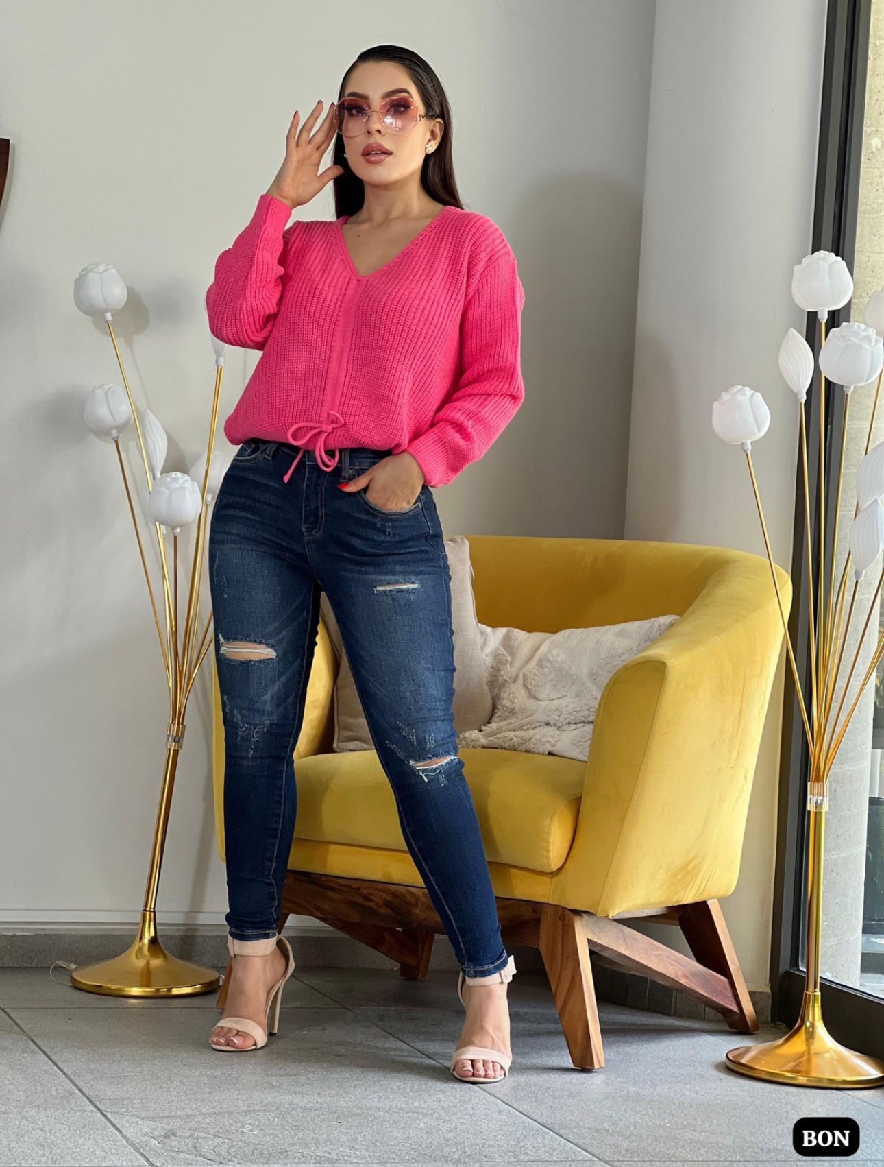 Fashion crop sweater