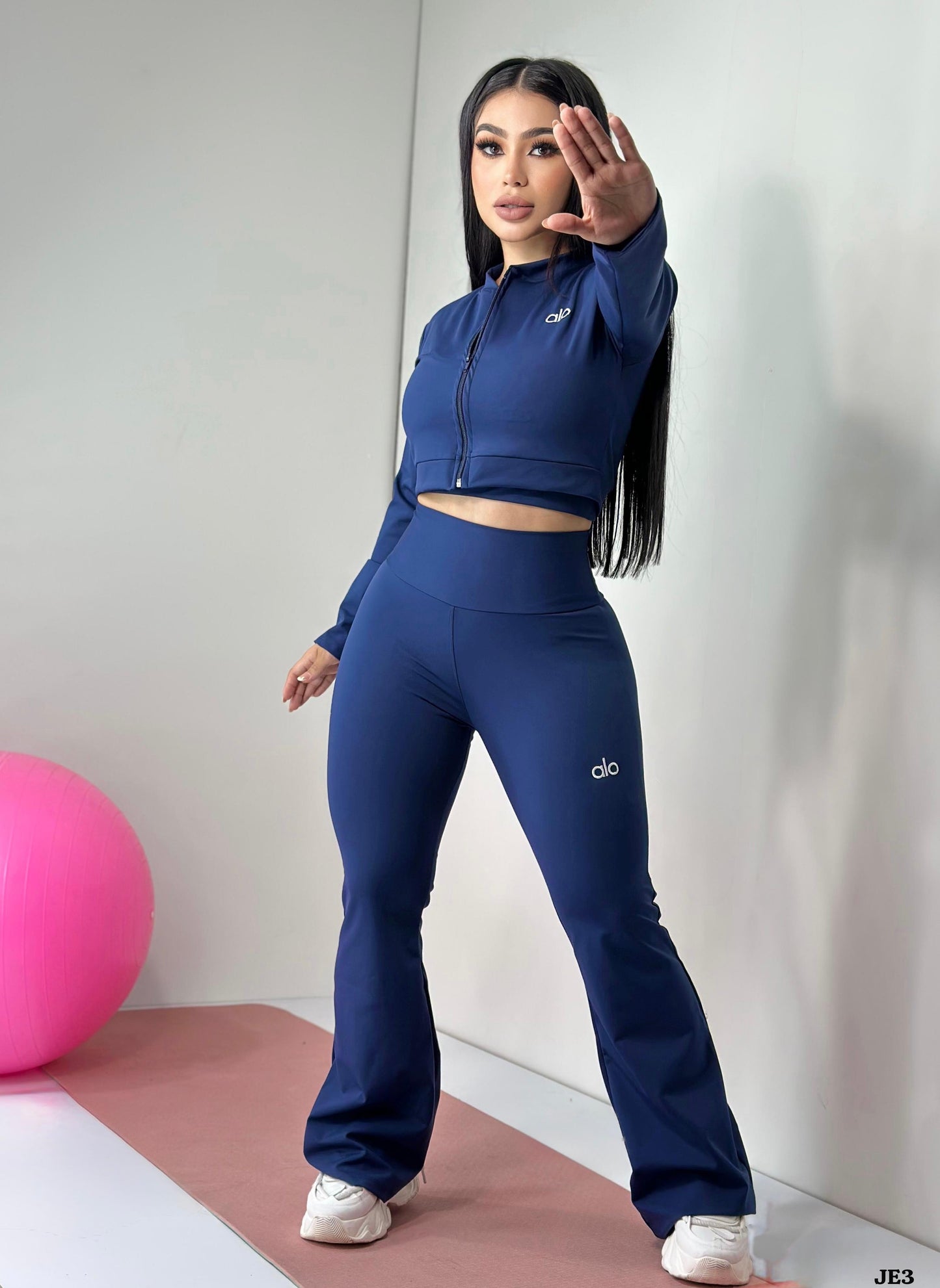 JE3 - 3 pieces