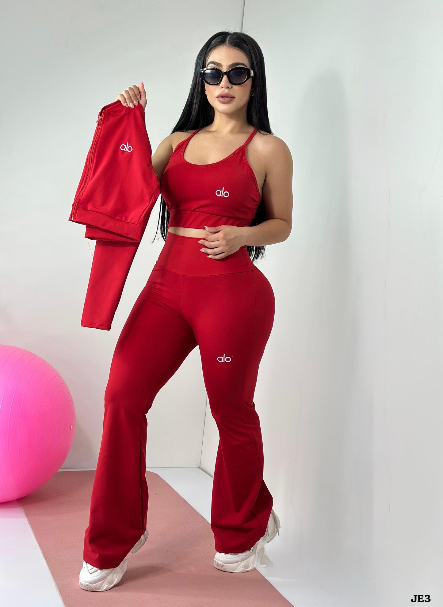 JE3 - 3 pieces