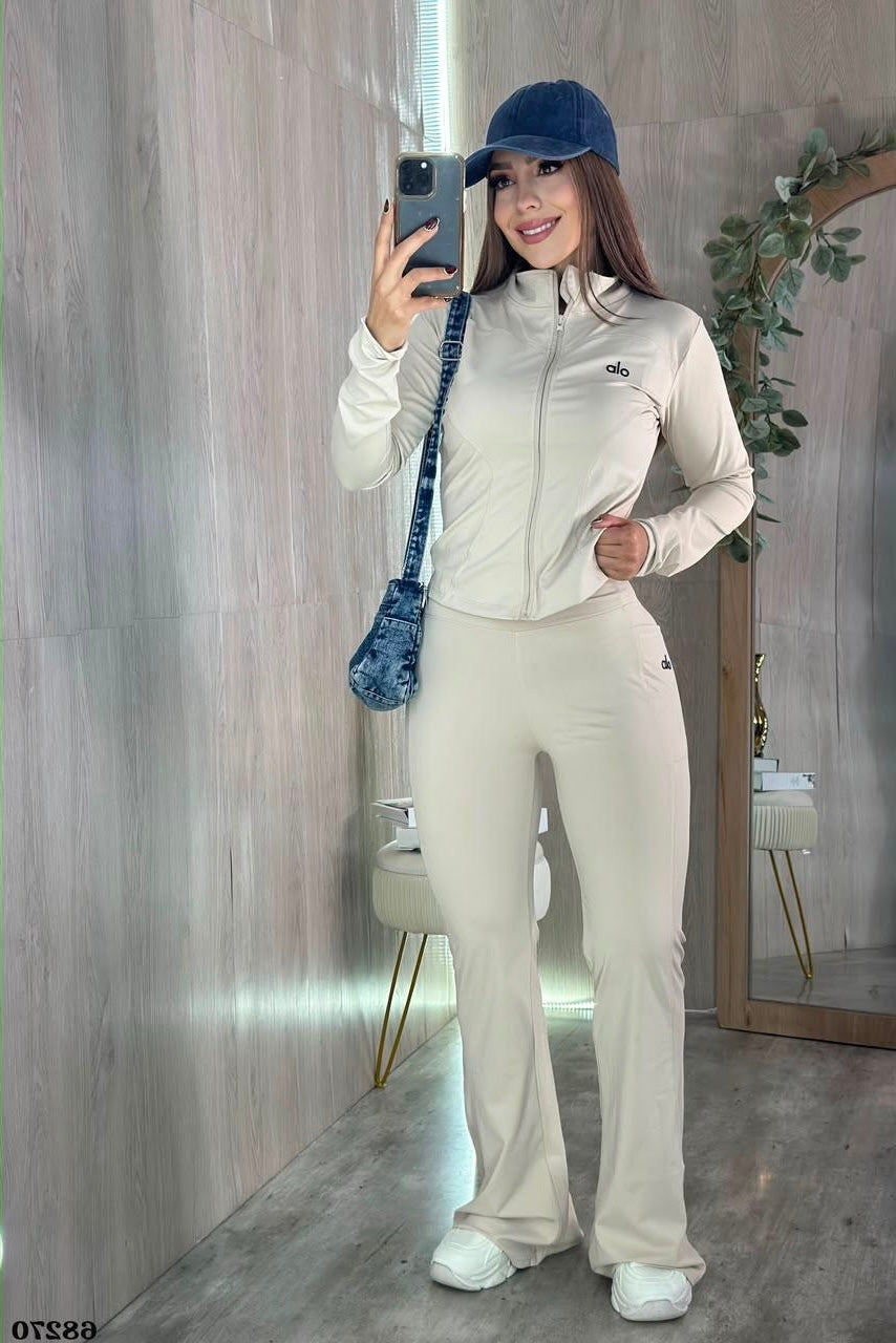 W68270- Premium Flare Leggings Set