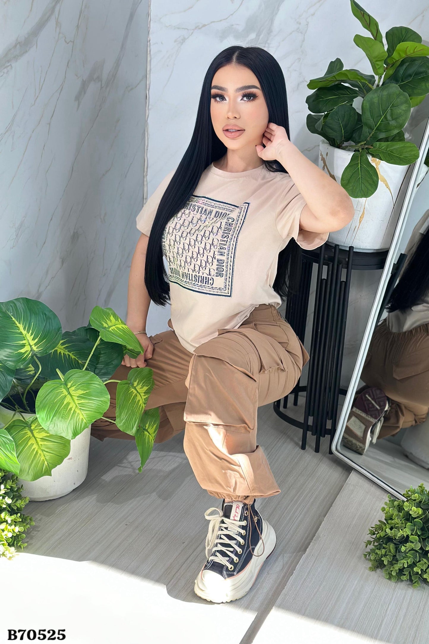 B70525 - D10R Blouse