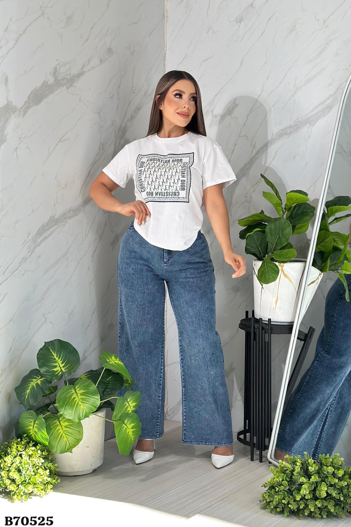 B70525 - D10R Blouse