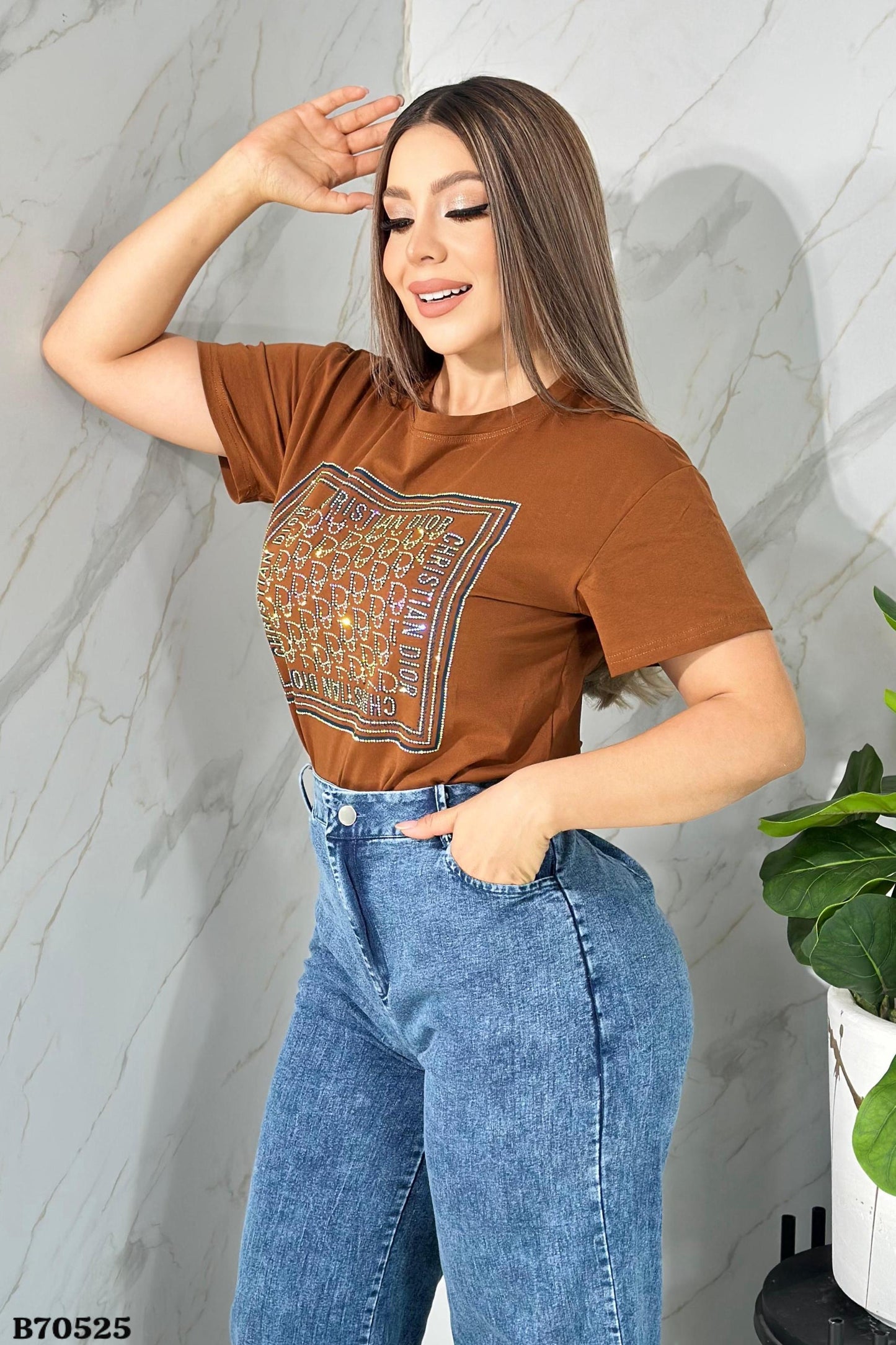 B70525 - D10R Blouse