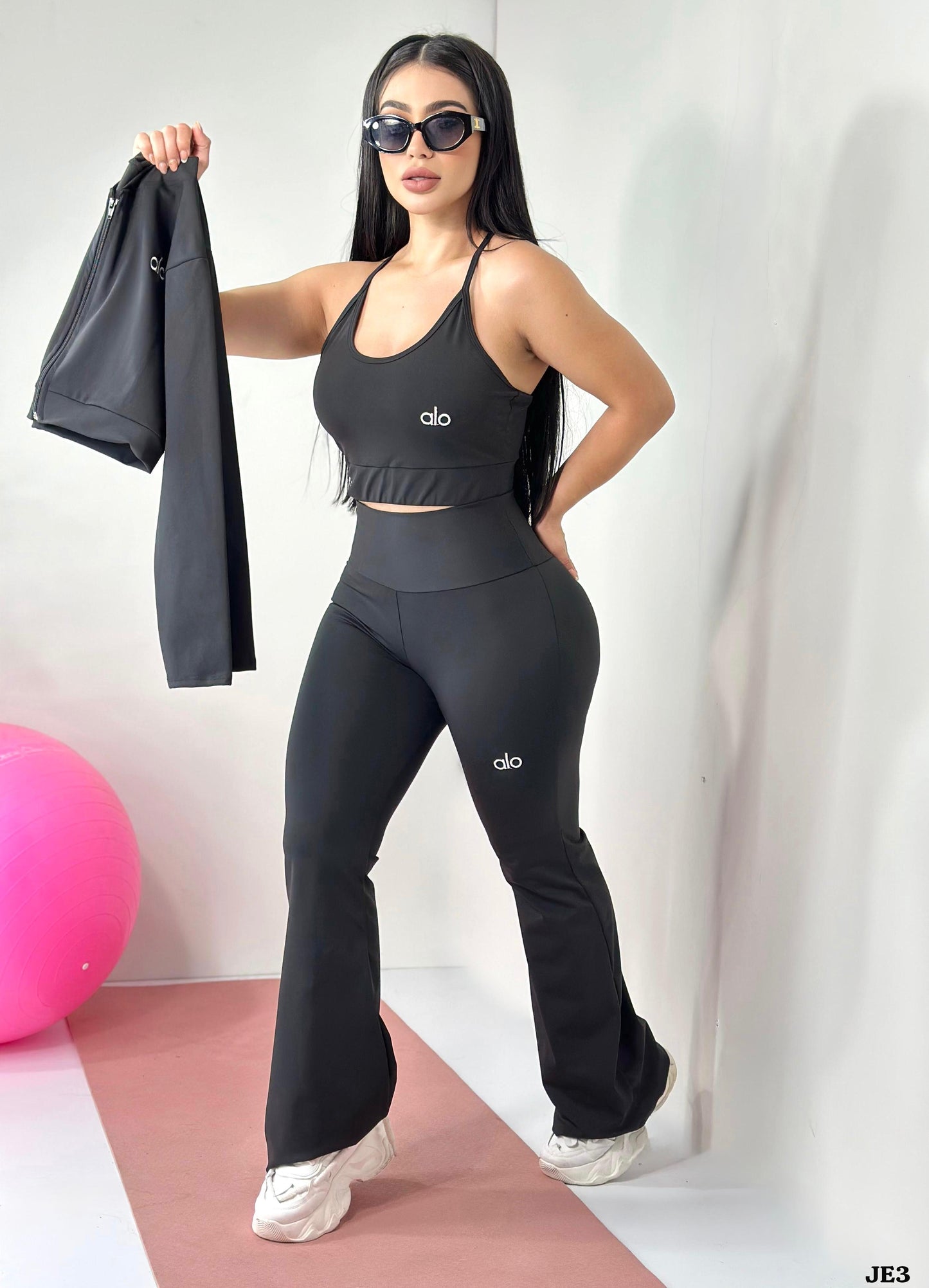 JE3 - 3 pieces