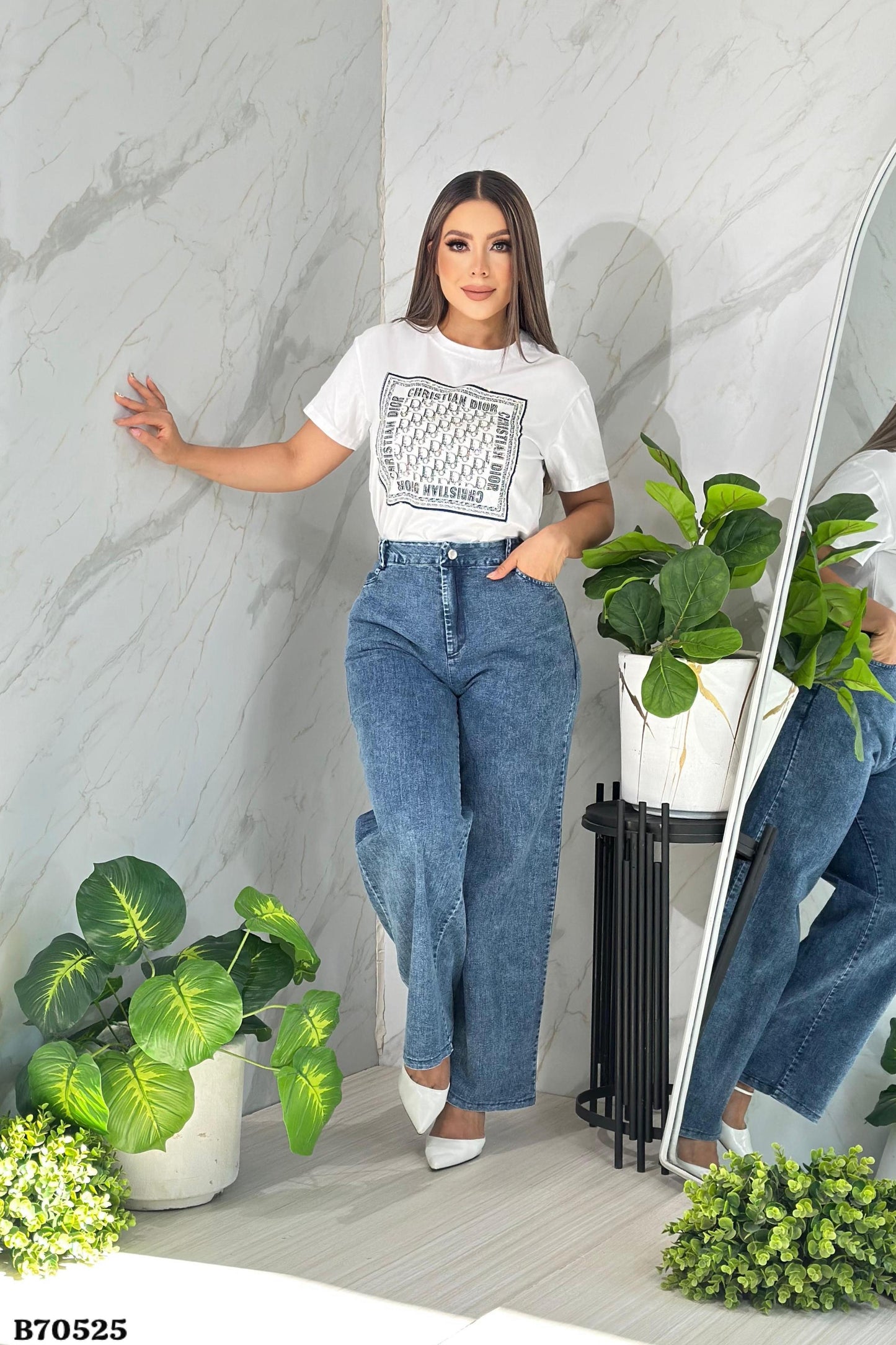 B70525 - D10R Blouse