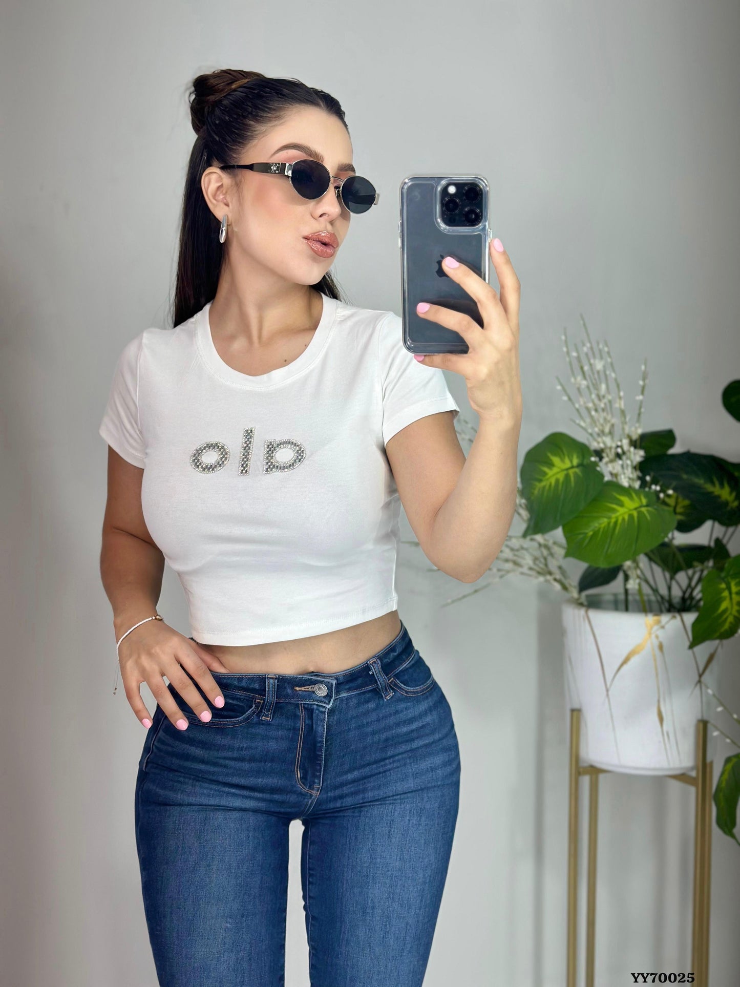 Blusa Básica con Pedrería