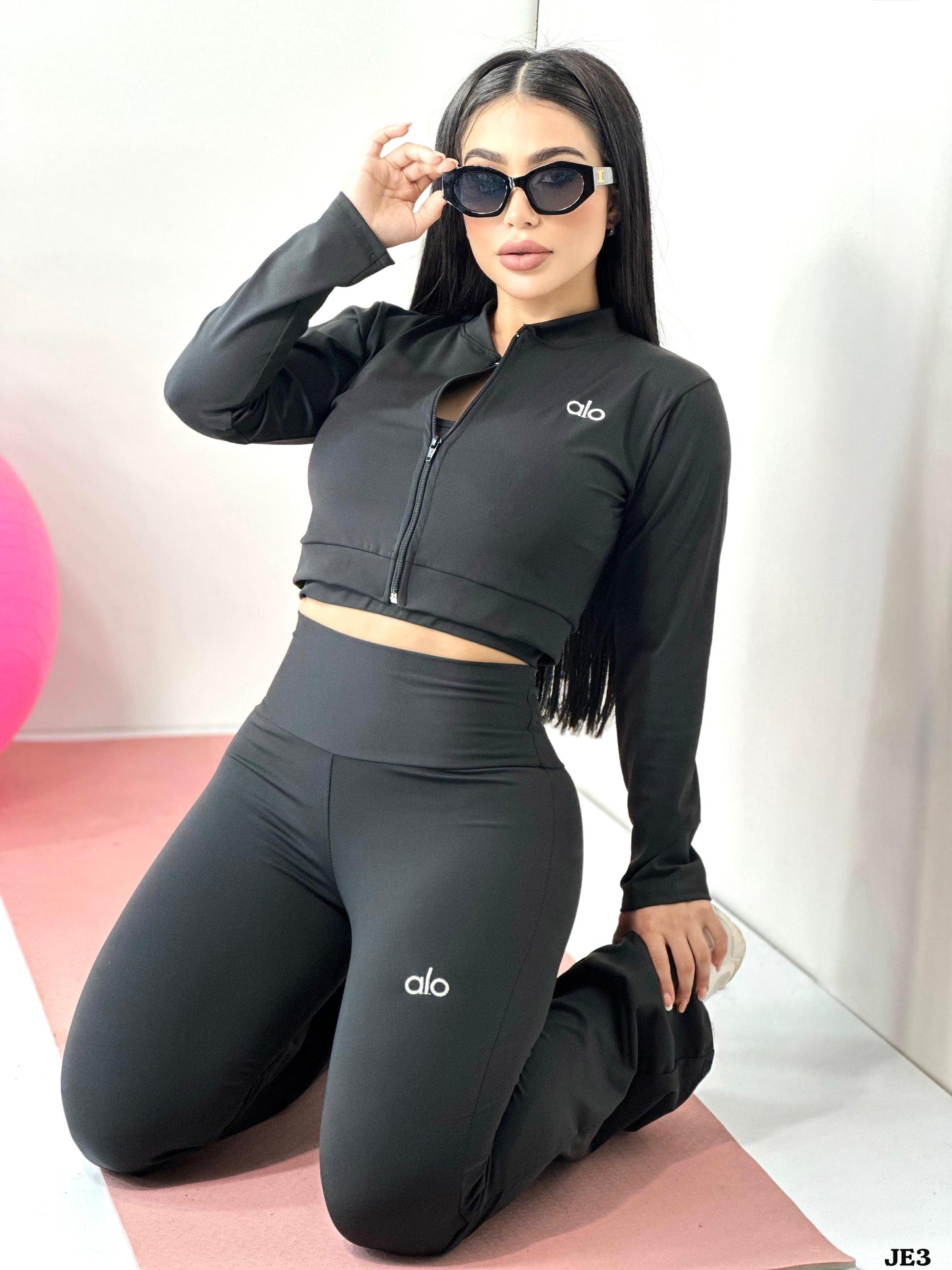 JE3 - 3 pieces