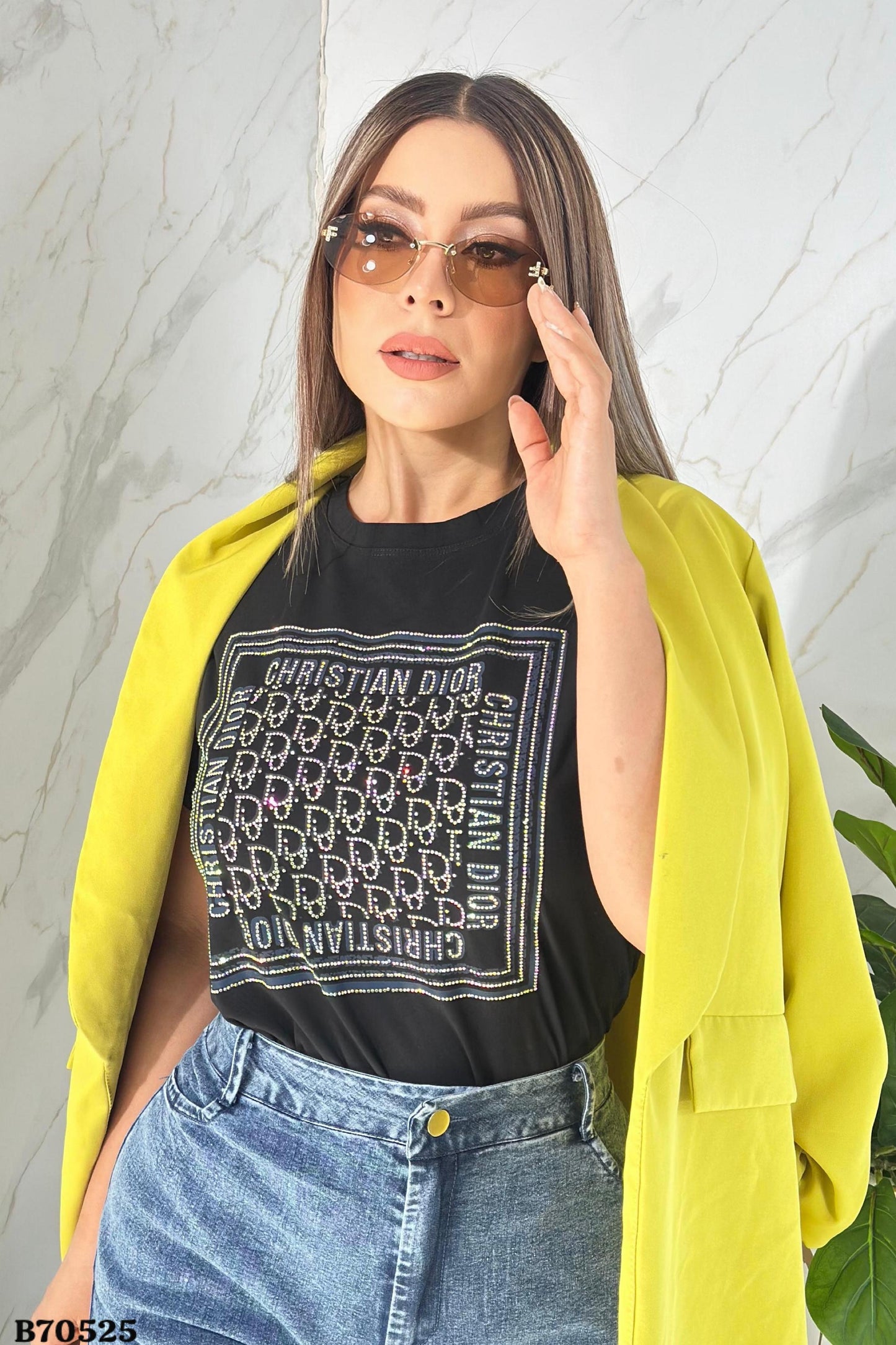 B70525 - D10R Blouse